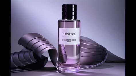 gris dior perfume smells like rihanna rogue|gris Dior fragrance.